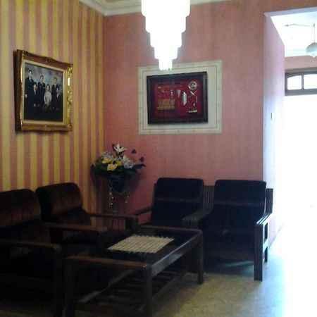 Villa And Resto Basanova Batu (East Java) Ngoại thất bức ảnh