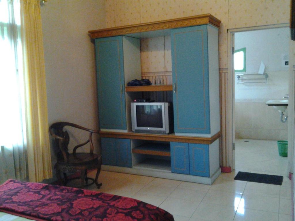 Villa And Resto Basanova Batu (East Java) Ngoại thất bức ảnh